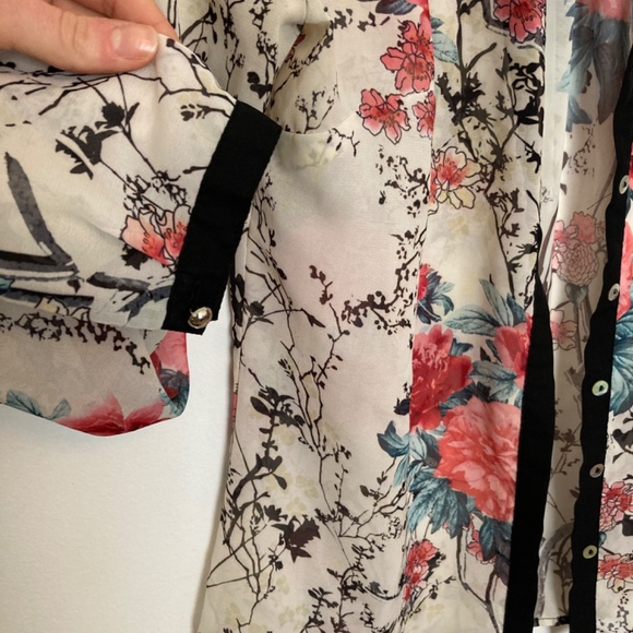 Blouse - Picture 3 of 3